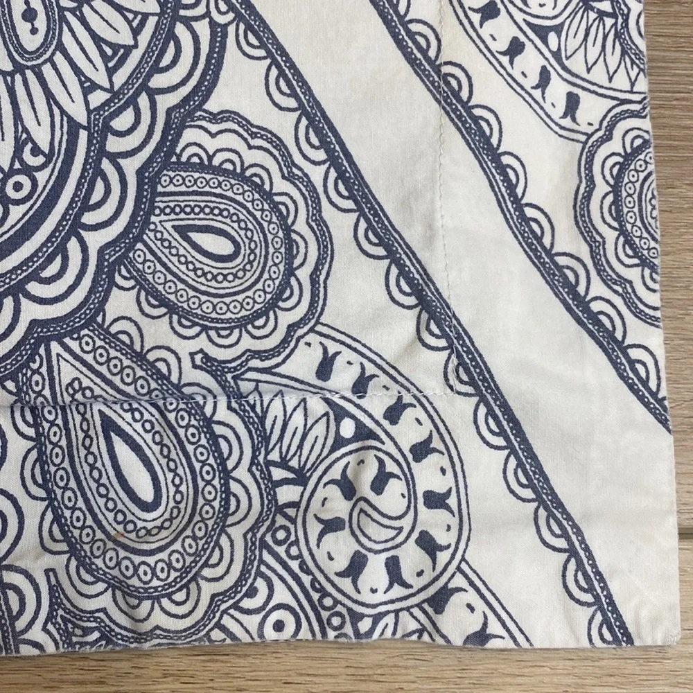 Pottery Barn | Cassidy Medallion | Standard Sham‎